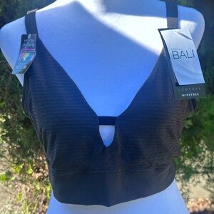 NWT Women’s Bali Black Comfort Flex Wirefree Nylon Spandex Seamless Bra XL